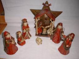 Nativity set are made from porcelain 6.JPG